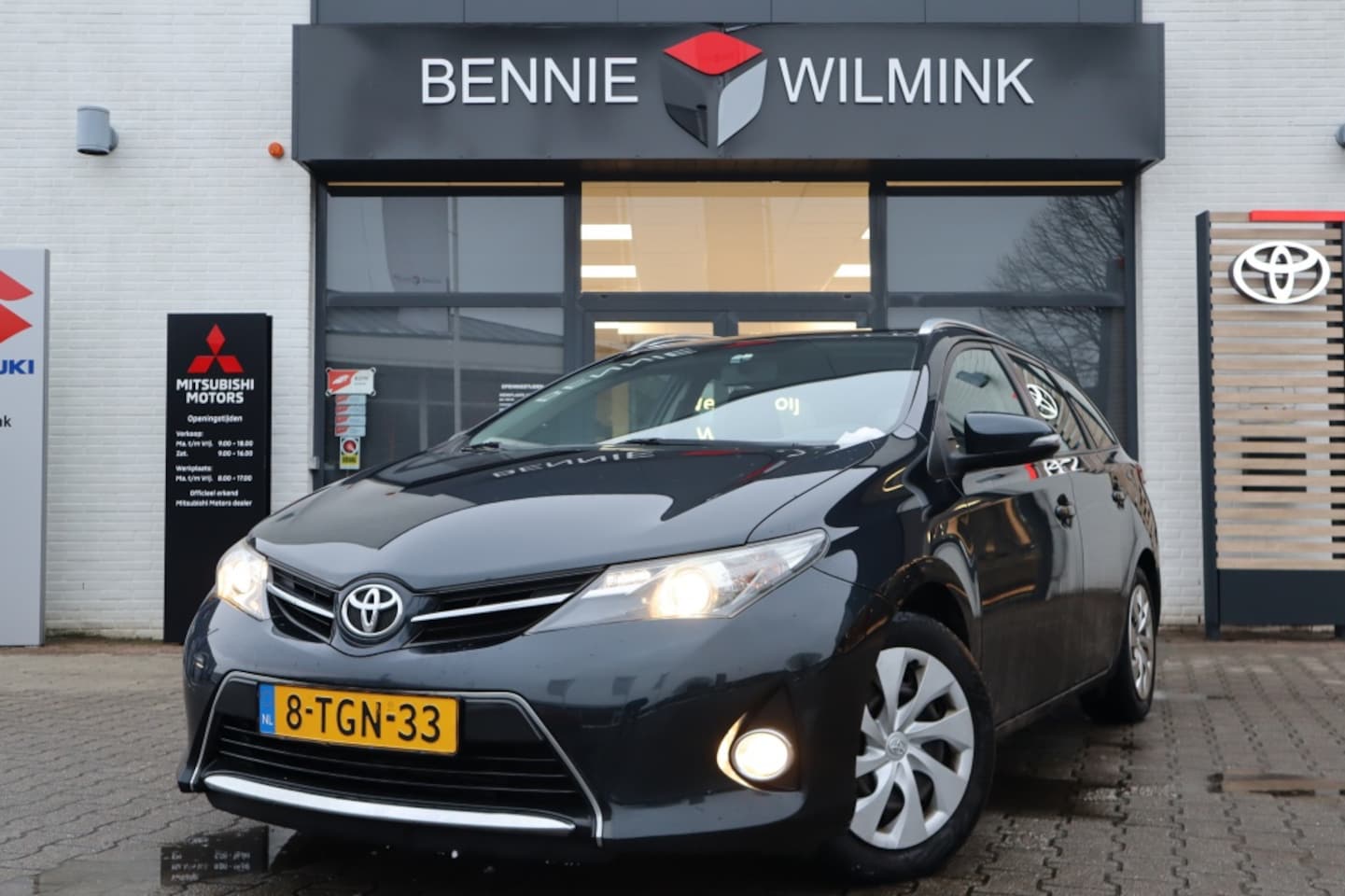 Toyota Auris Touring Sports - 1.6 Aspiration Trekhaak | Camera | Navi | 1e eigenaar - AutoWereld.nl