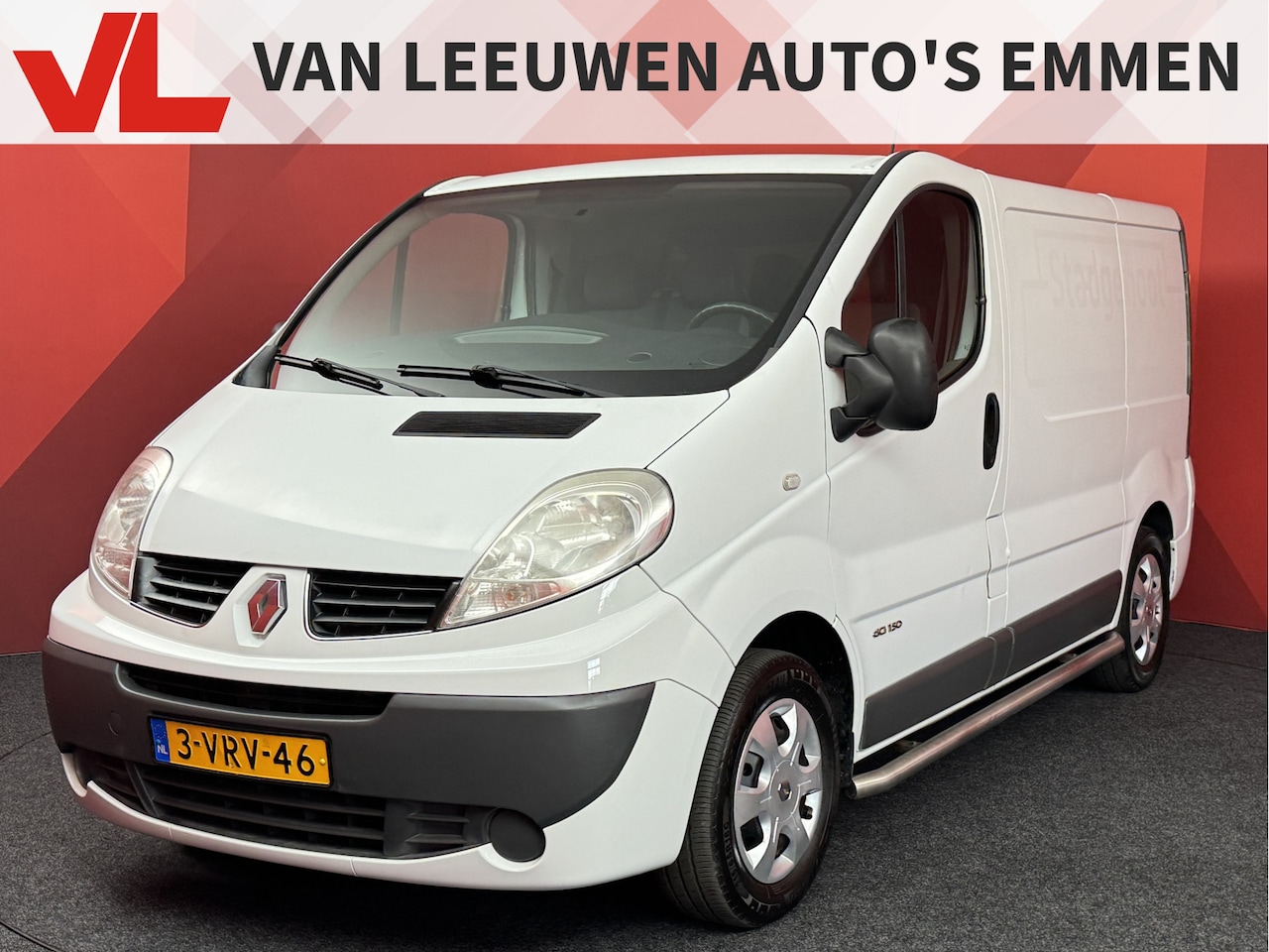 Renault Trafic - 2.5 dCi T29 L1H1 | Zo Mee | Lees Tekst | Read Text - AutoWereld.nl