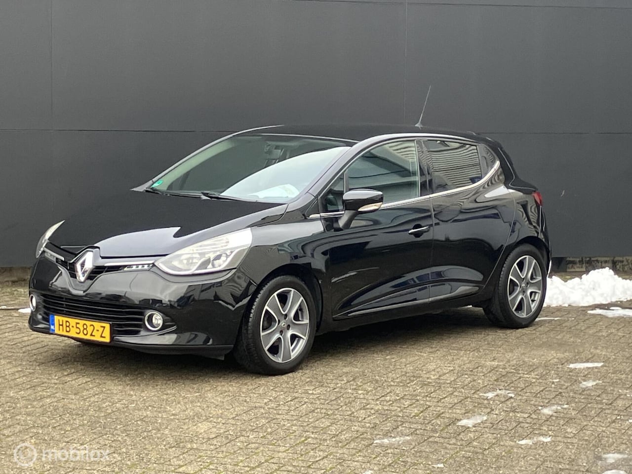 Renault Clio - 0.9 TCe Night&Day !! MOTOR DEFECT !! - AutoWereld.nl