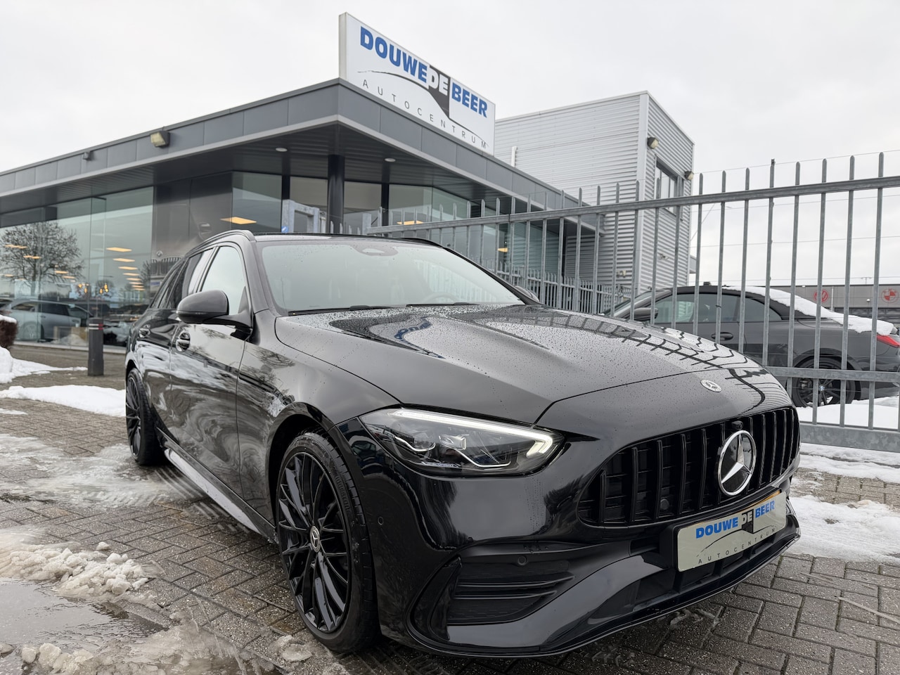 Mercedes-Benz C-klasse Estate - 300 e AMG Night Line Pano/dak, trekhaak, sfeer verlichting, camera, etc - AutoWereld.nl