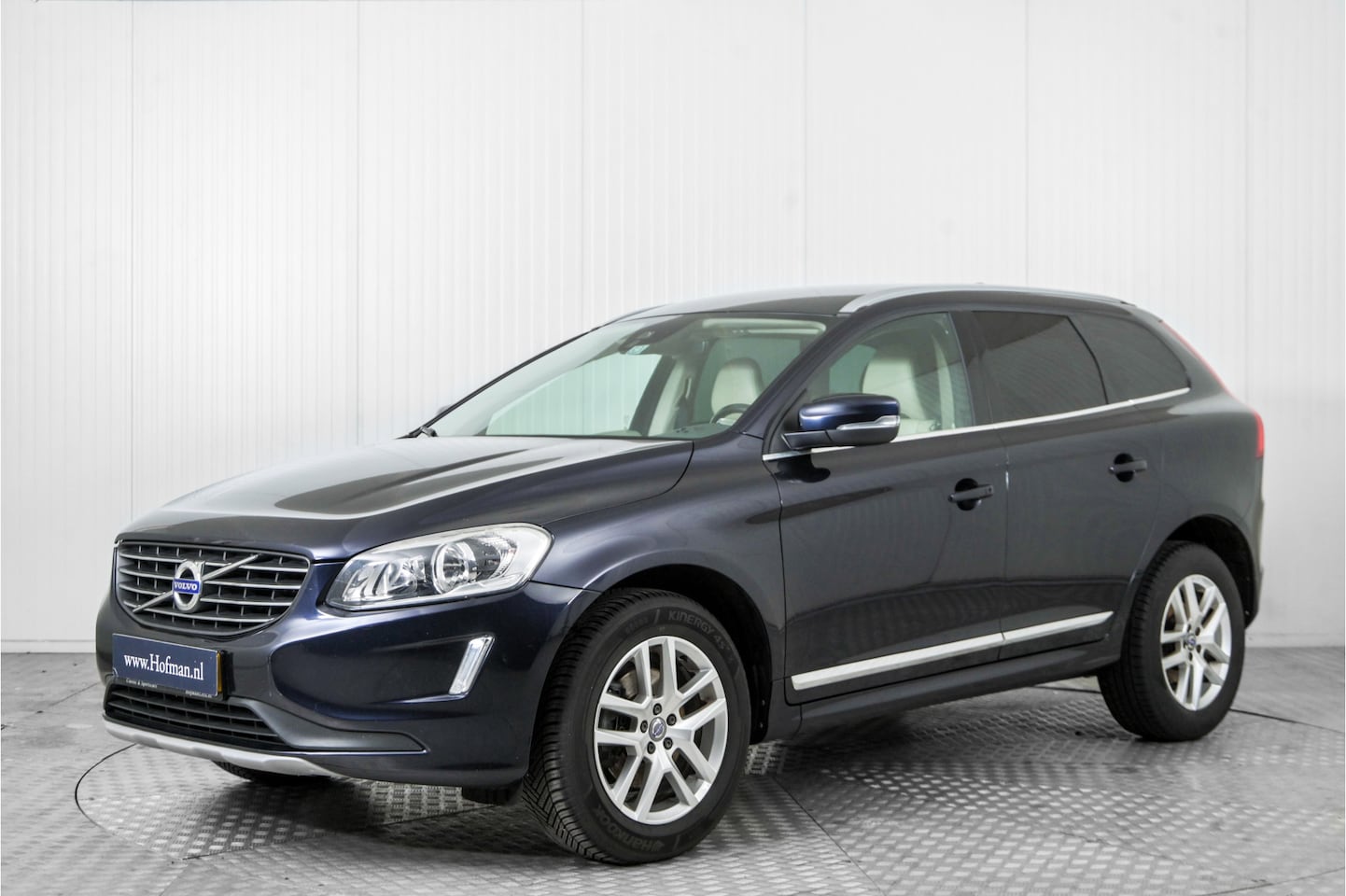 Volvo XC60 - 2.0 D3 5 cilinder handgeschakeld - AutoWereld.nl