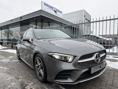 Mercedes-Benz A-klasse - 180 Business Solution AMG, Aut Pano/dak, sfeerverlichting, Soundsysteem HiFi, trekhaak, et