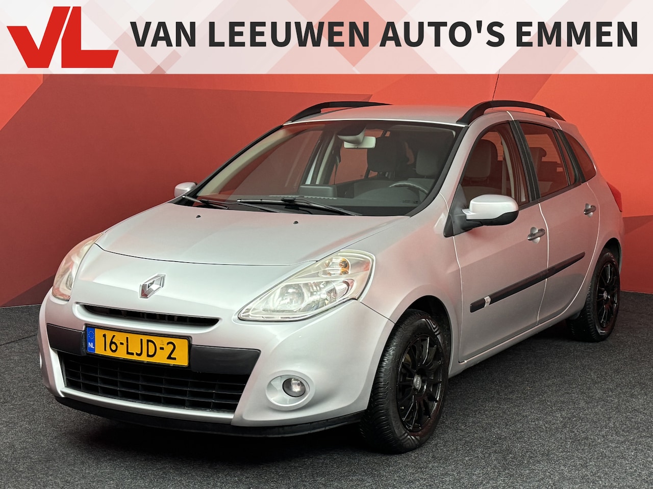 Renault Clio Estate - 1.2 TCE Sélection Business | Airco (automatisch) | Cruise control | Trekhaak - AutoWereld.nl