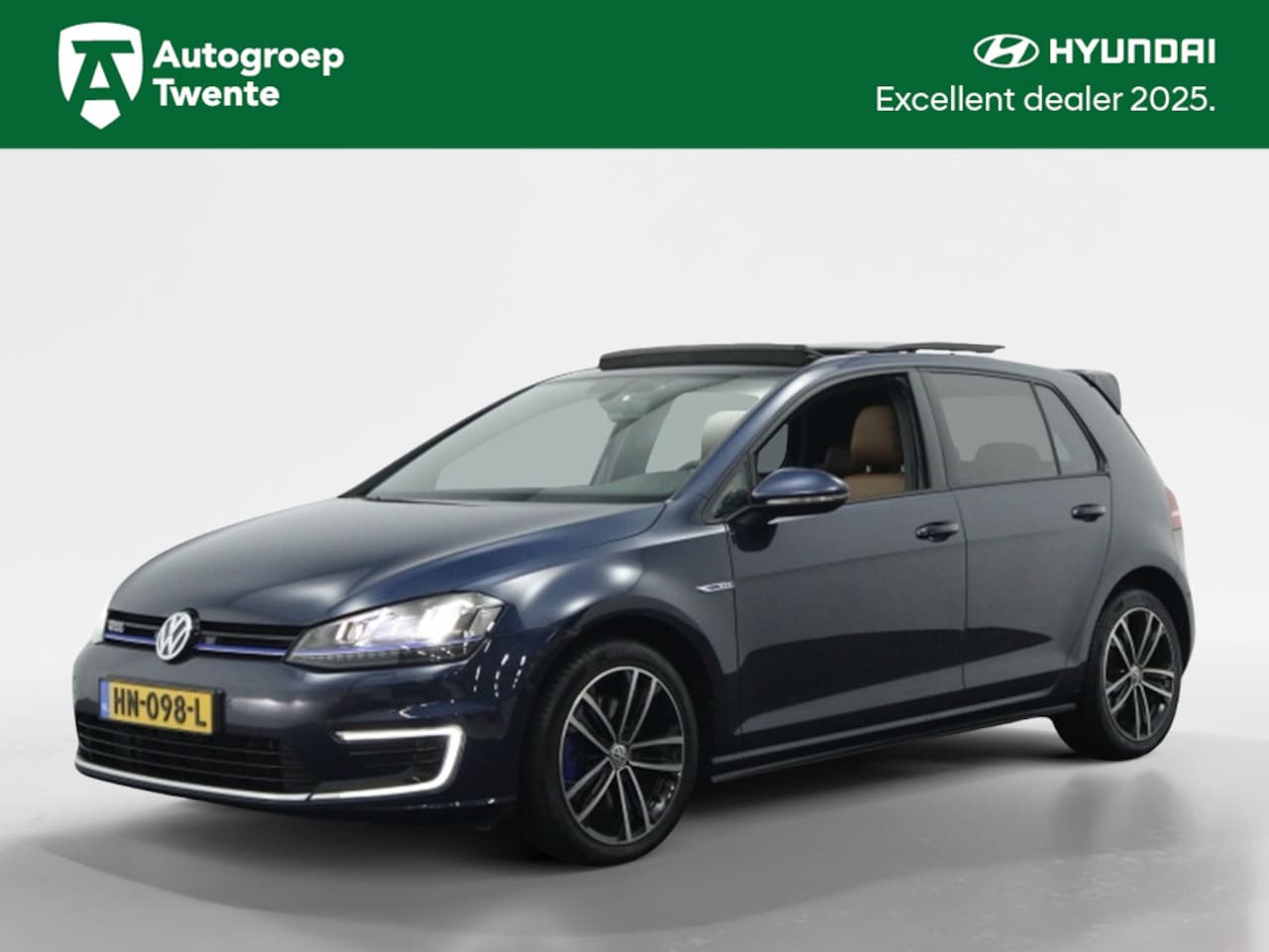 Volkswagen Golf - 1.4 TSI GTE 204 PK | Panoramadak | Leder | Navigatie | Camera | - AutoWereld.nl