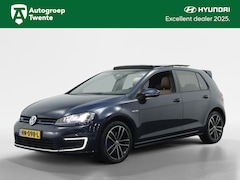 Volkswagen Golf - 1.4 TSI GTE 204 PK | Panoramadak | Leder | Navigatie | Camera |