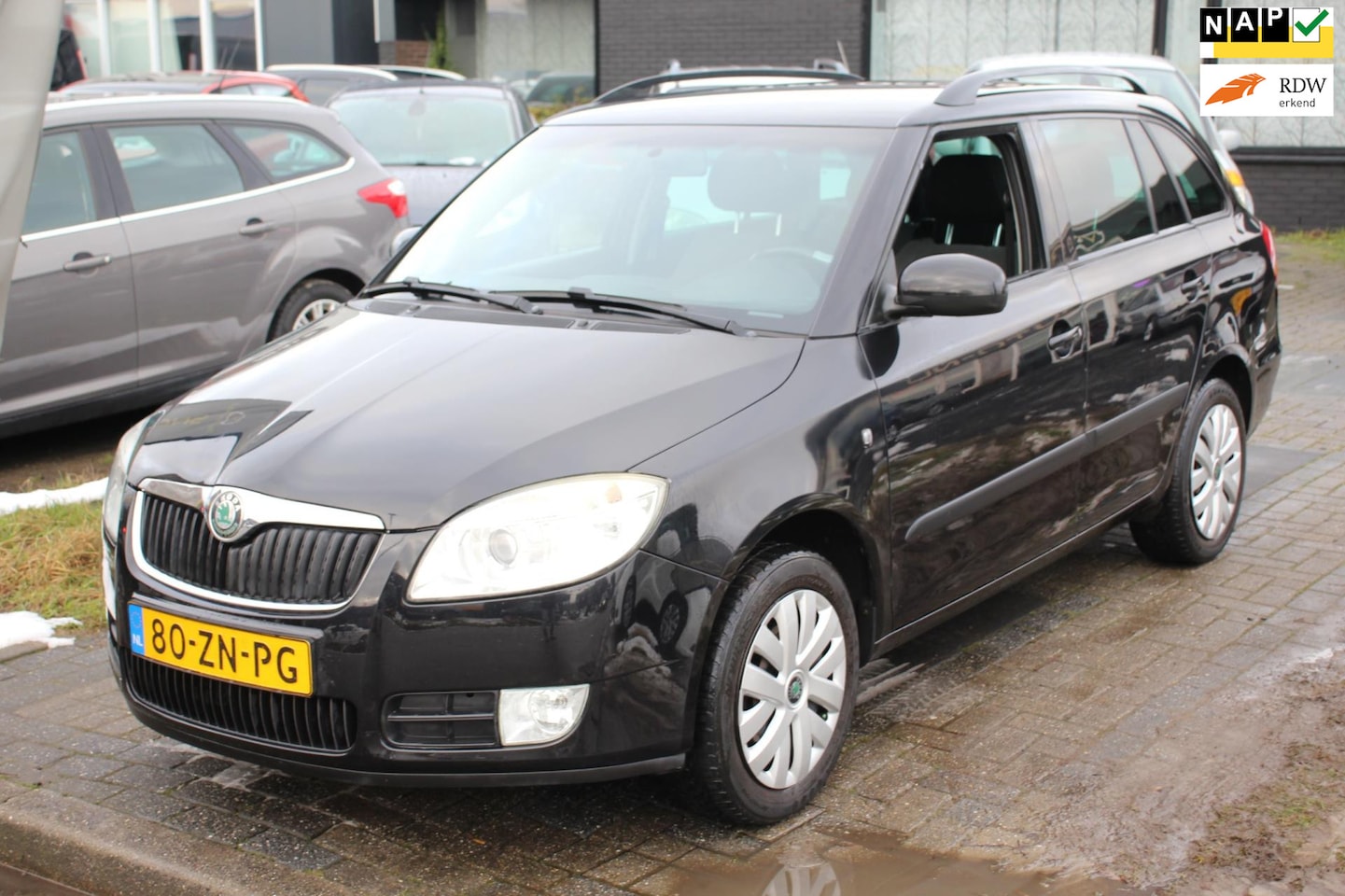 Skoda Fabia Combi - 1.6-16V Sport Face-lift model! Climate Cruise Trekhaak Elec. pakket APK NAP - AutoWereld.nl