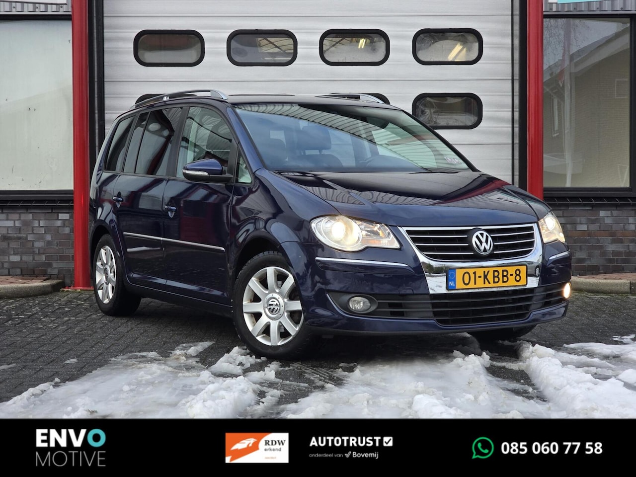 Volkswagen Touran - 1.4 TSI Highline Autom. Xenon/7 pers/Navi - AutoWereld.nl