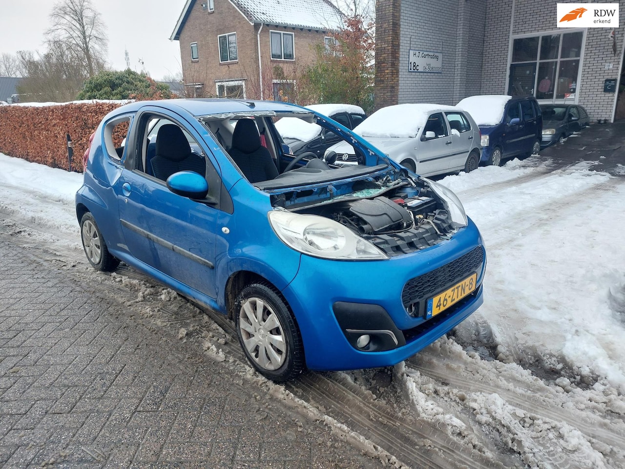 Peugeot 107 - 1.0 Active met vandalisme schade - AutoWereld.nl