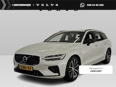 Volvo V60 - 2.0 T6 Plug-in hybrid AWD Plus Dark | Trekhaak | Adaptive Cruise Control | Stuurverwarming