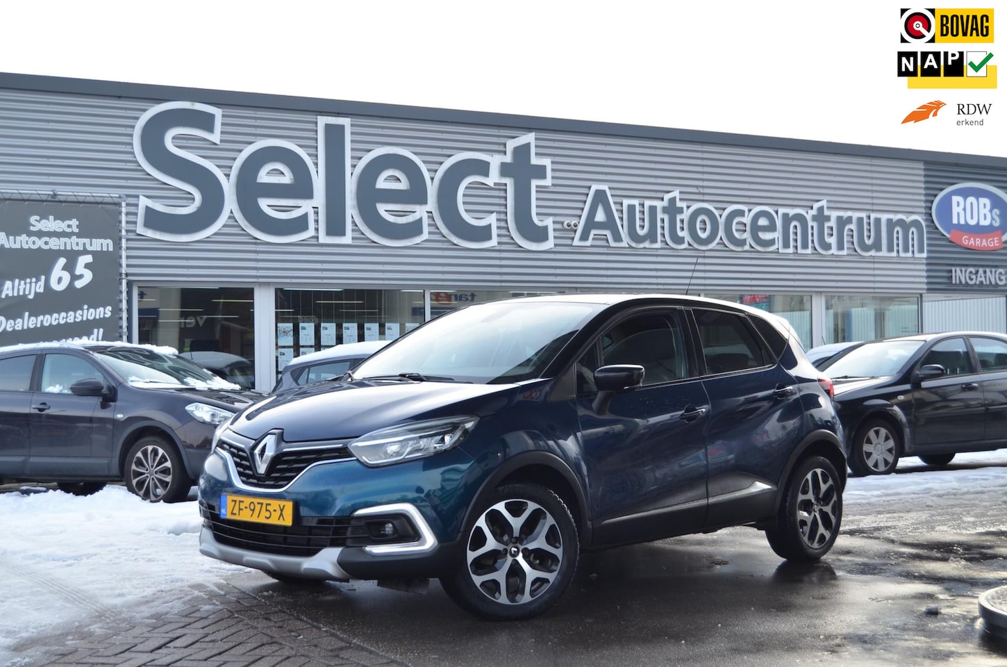 Renault Captur - 0.9 TCe Intens|LED|NAVI|TR.HAAK|CARPLAY|SENSOREN|DODEHOEK - AutoWereld.nl