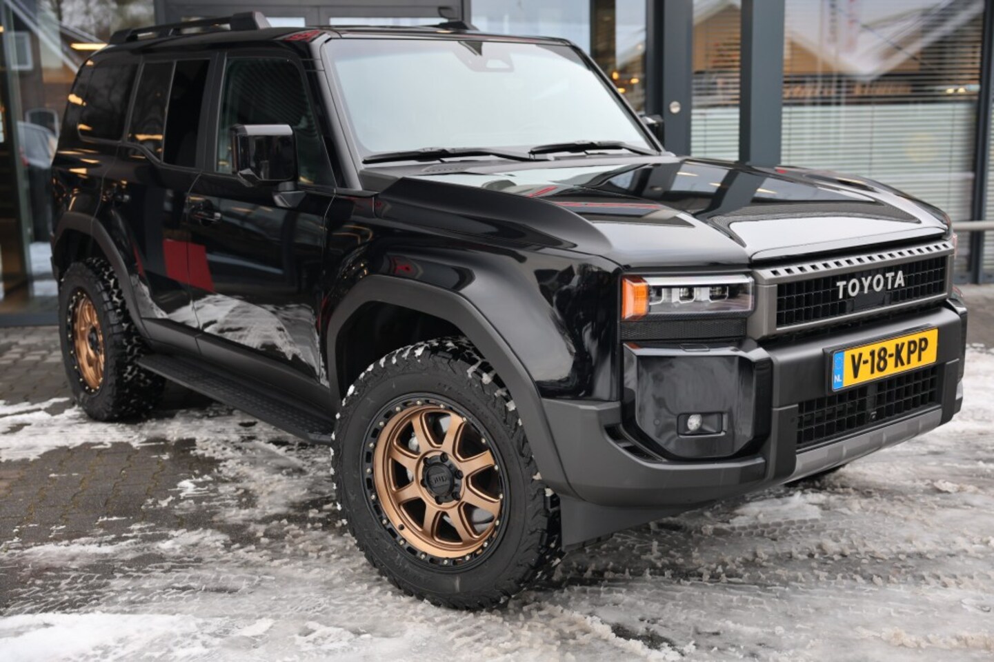 Toyota Land Cruiser 250 - 2.8 D-4D 5DRS PROFESSIONAL A/T VAN - AutoWereld.nl