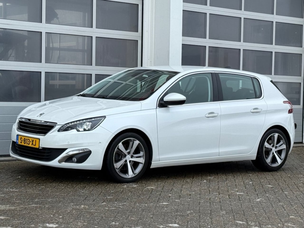 Peugeot 308 - 1.6 Turbo 156PK Navi Camera Leer Trekhaak Nette auto! - AutoWereld.nl
