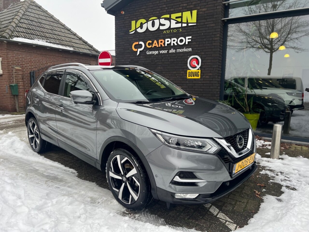 Nissan Qashqai - 1.3 DIG-T TEKNA - AutoWereld.nl