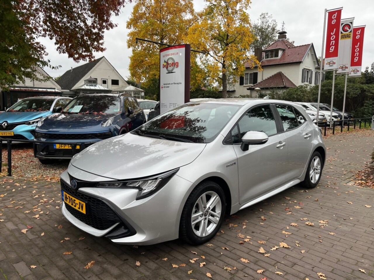 Toyota Corolla - 1.8 HYBRID AUTOMAAT / CAMERA / CARPLAY / NAVI / LM-VELGEN - AutoWereld.nl