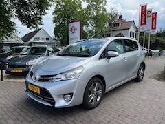 Toyota Verso - 1.8 VVT-I Dynamic Business / NAVI / CAMERA / TREKHAAK / STOELVERW
