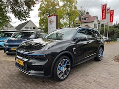 Lynk & Co 01 - 1.5 PLUG-IN HYBRID AUTOMAAT / PANO / AIRCO-ECC / NAVI / CAMERA