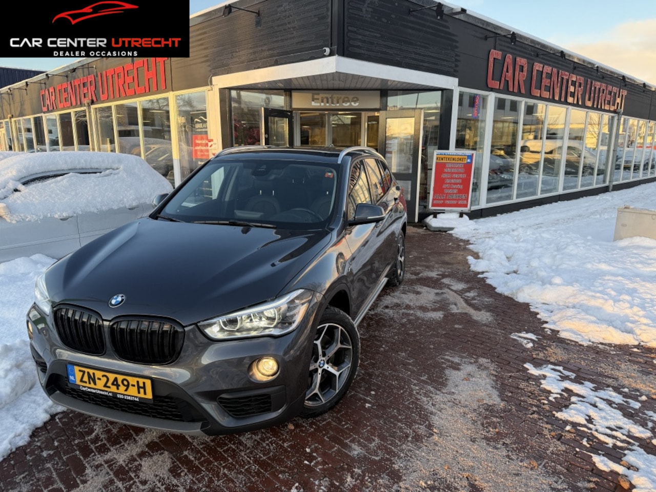 BMW X1 - xDrive20i High Exec. airco Carplay automaat 4wiel drive - AutoWereld.nl