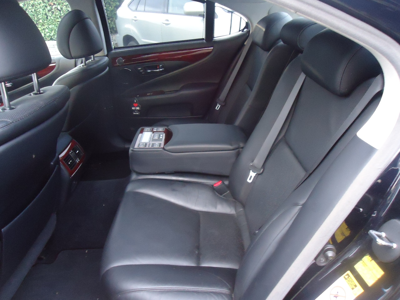 Lexus LS - 600h President de meest volle uitvoering