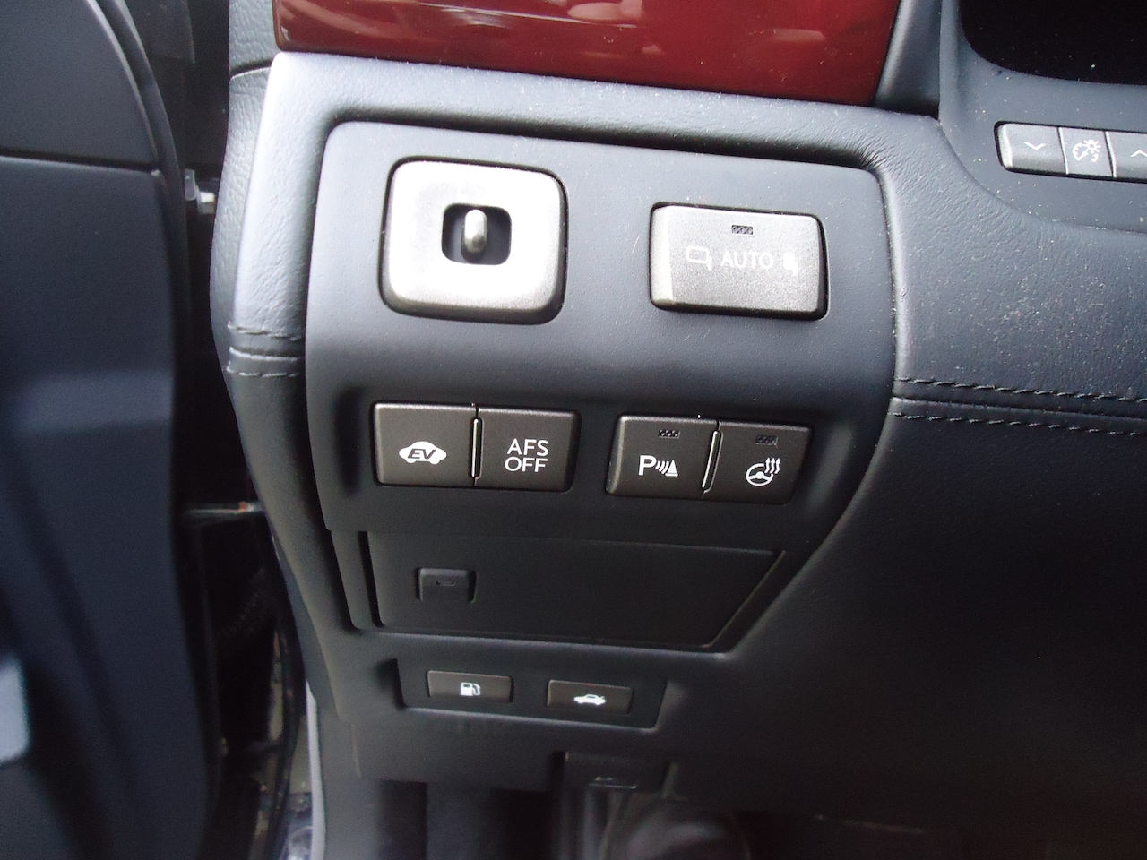 Lexus LS - 600h President de meest volle uitvoering