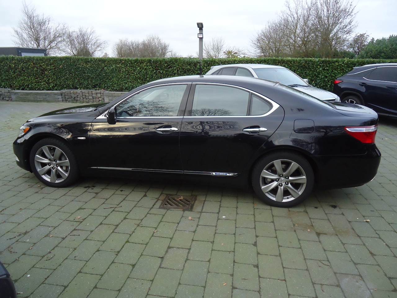 Lexus LS - 600h President de meest volle uitvoering