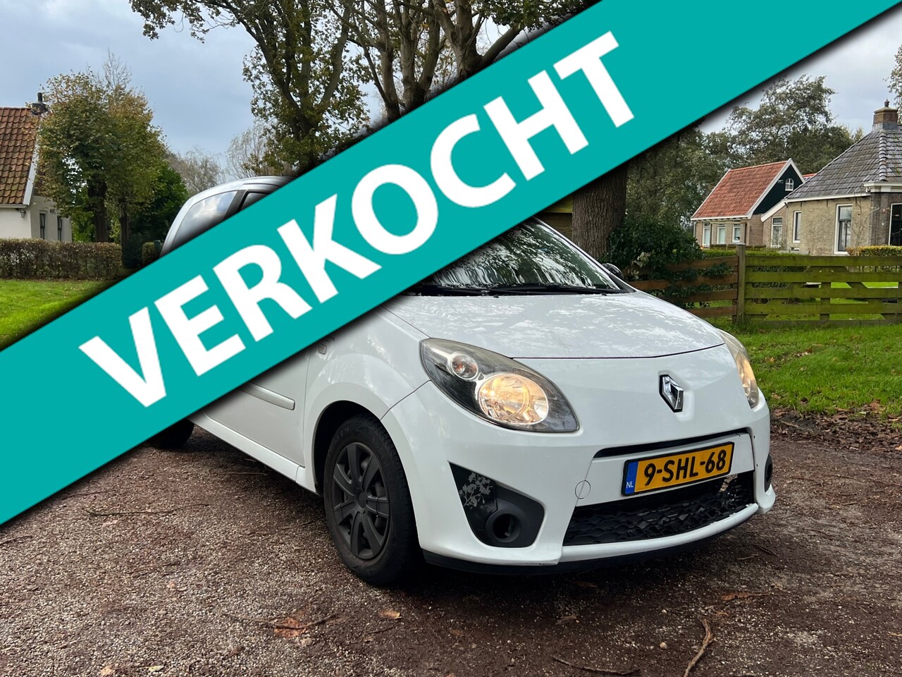 Renault Twingo - 1.2-16V Dynamique | Pano + Night & Day Nu € 1.250,-!!! - AutoWereld.nl