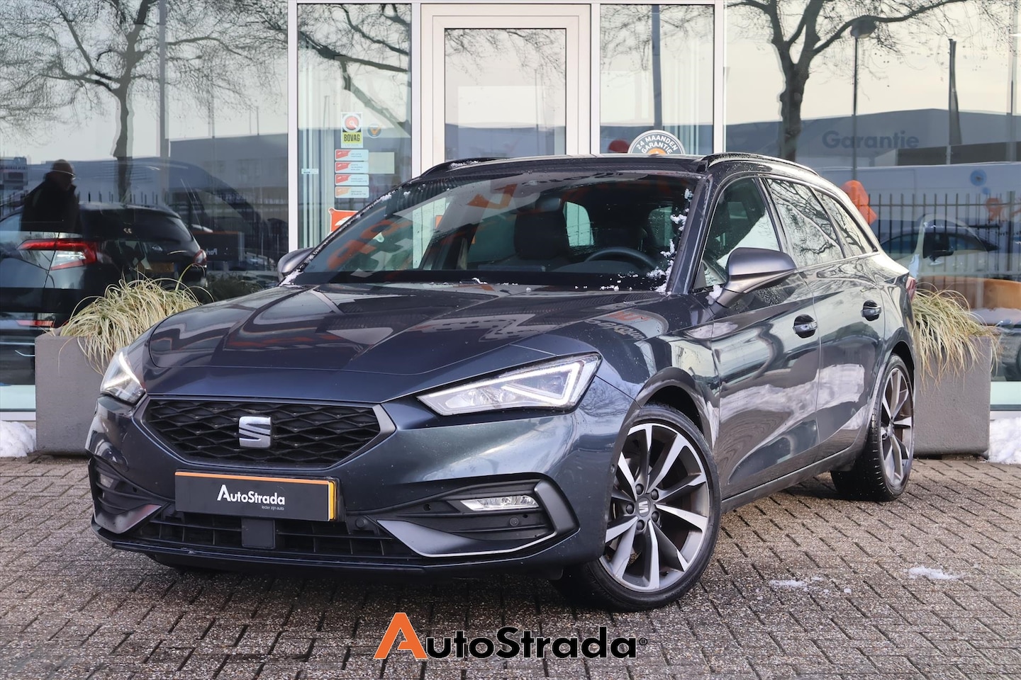 SEAT Leon Sportstourer - 1.5 FR TSI 150pk | Camera | Stoel en Stuurverwarming | Sfeer | Keyless | Carplay - AutoWereld.nl