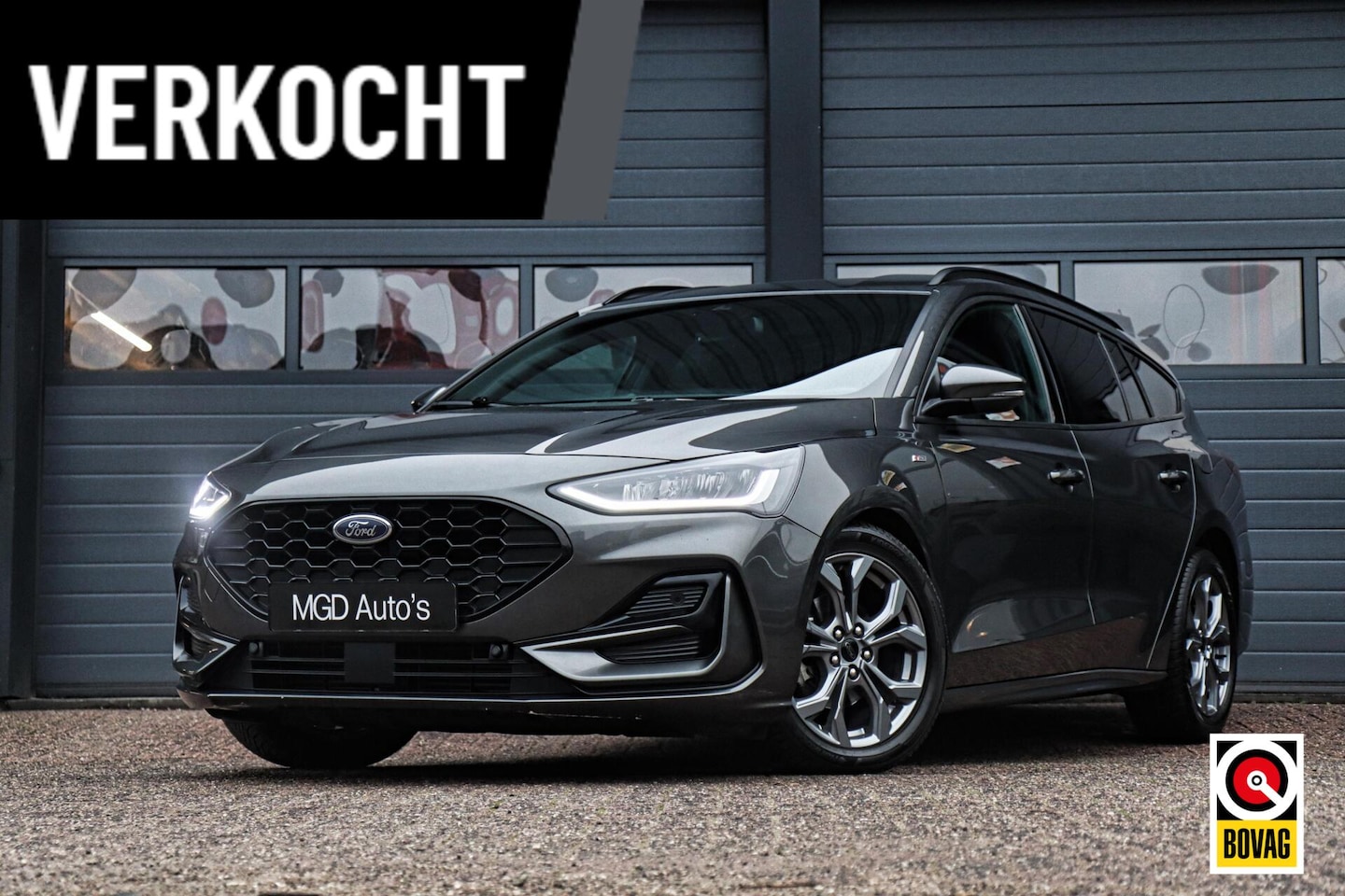 Ford Focus Wagon - 1.0 EcoBoost Hybrid ST-Line /LED/GROOT SCHERM/CARPLAY/PDC V+A/STOELVERW-STUURVERW! - AutoWereld.nl