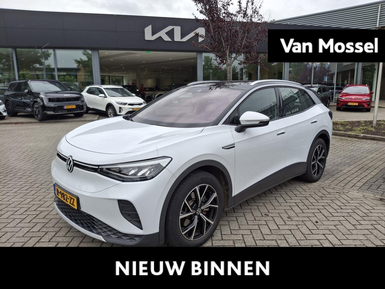 Volkswagen ID.4 - Pure 52 kWh | 170 PK | Soh ... % | Stoel en Stuurwiel Verwarming | Voorruit Verwarming | P - AutoWereld.nl