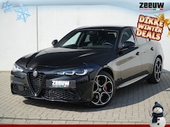 Alfa Romeo Giulia - 2.0 Turbo 280 PK Competizione Q4 AWD | Harman | Veloce | 19"