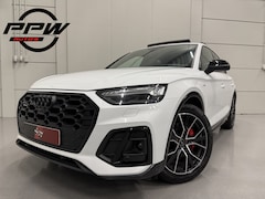 Audi Q5 - 55 TFSI e quattro 3x S-Line PANO/LUCHTVERING/TREKHAAK/HEAD-UP/ACC/360CAMERA/KEYLESS/20"AUD