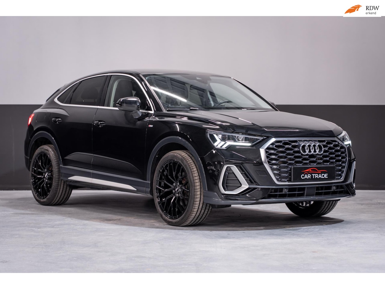 Audi Q3 Sportback - 35 TFSI S Edition Competition 35 TFSI S Edition Competition - AutoWereld.nl