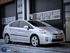 Toyota Prius - 1.8 Dynamic Business | HUD | CRUISE | ONDERHOUD COMPLEET | SUPER NETTE AUTO | 2e EIGENAAR