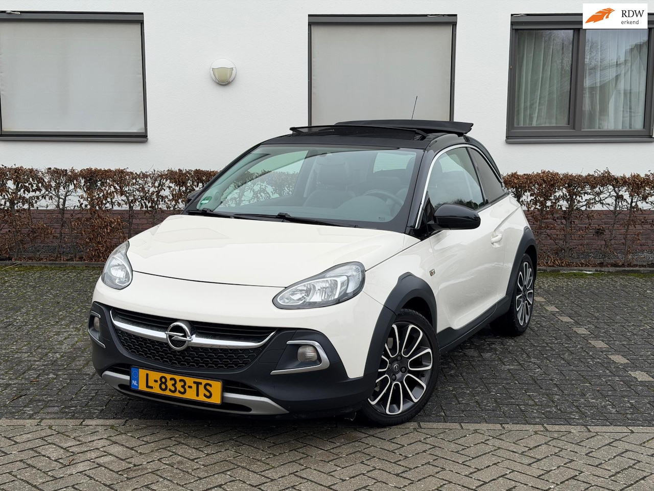 Opel ADAM - 1.0 Turbo Rocks CABRIO / CRUISE / AIRCO / NAP / NETTE AUTO! - AutoWereld.nl