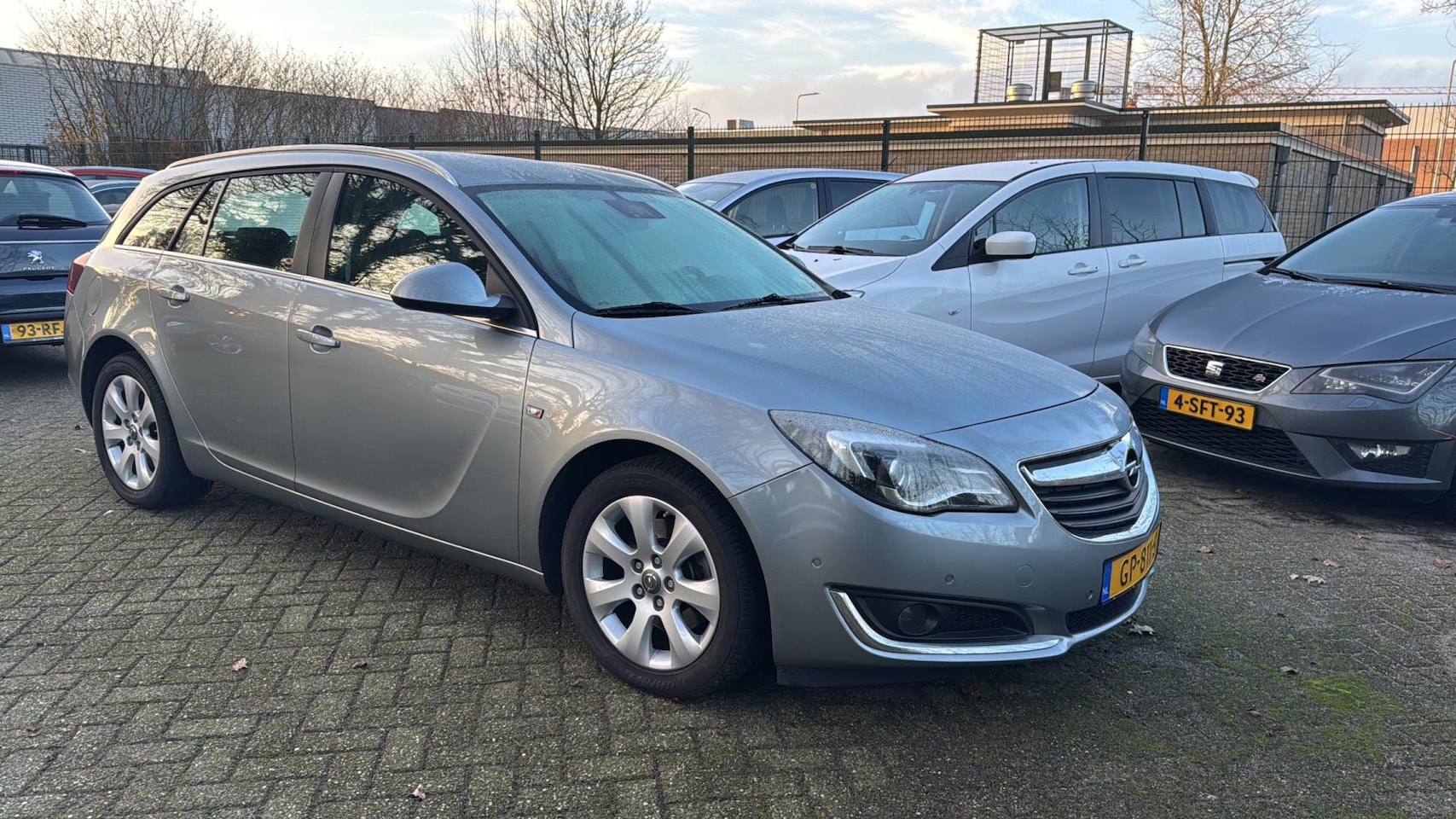 Opel Insignia Sports Tourer - 2.0 CDTI EcoFLEX Edition | Airco | Navigatie | Elek. Pakket | LM velgen | Inruil mogelijk - AutoWereld.nl