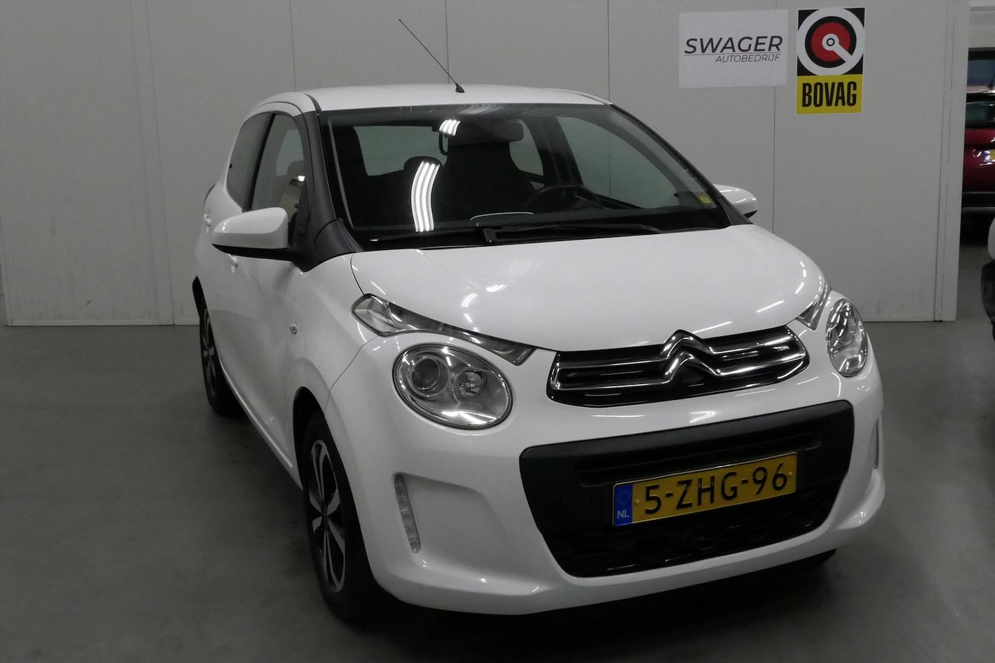 Citroën C1 - 1.2 VTi 82PK 5D SHINE (Goed onderhouden - AutoWereld.nl