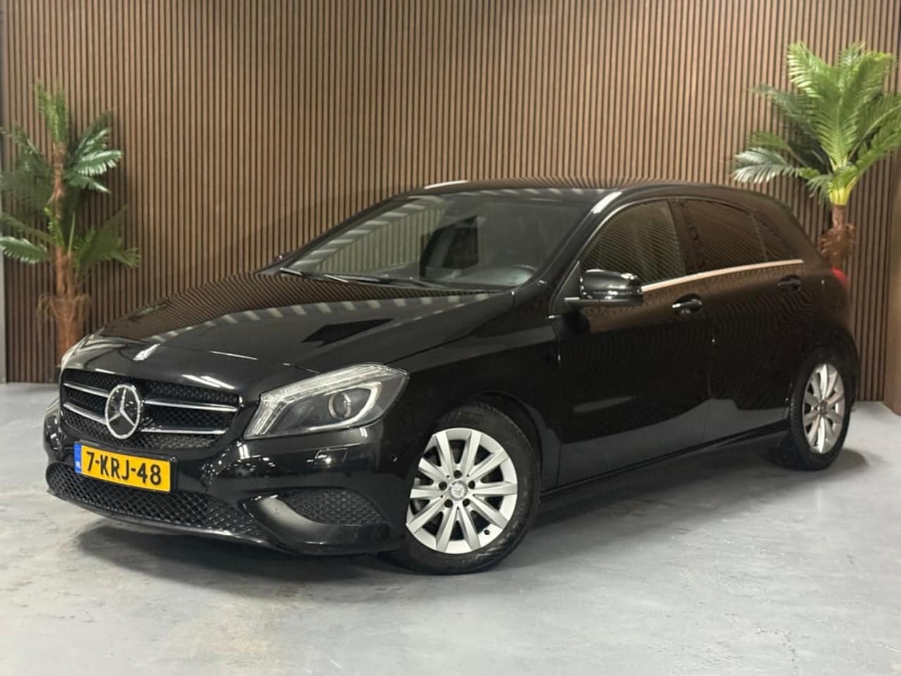 Mercedes-Benz A-klasse - 180 Edition Nav 4U3 180 Edition Nav 4U3 - AutoWereld.nl