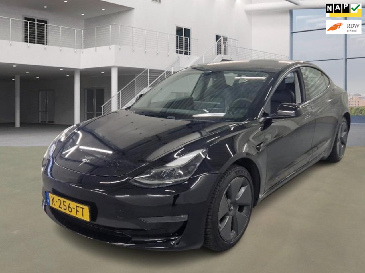 Tesla Model 3 - Long Range RWD Long Range AWD 75 kWh | SOH 92% | Facelift | Trekhaak | Warmtepomp | Autopilot | Dual Moto - AutoWereld.nl