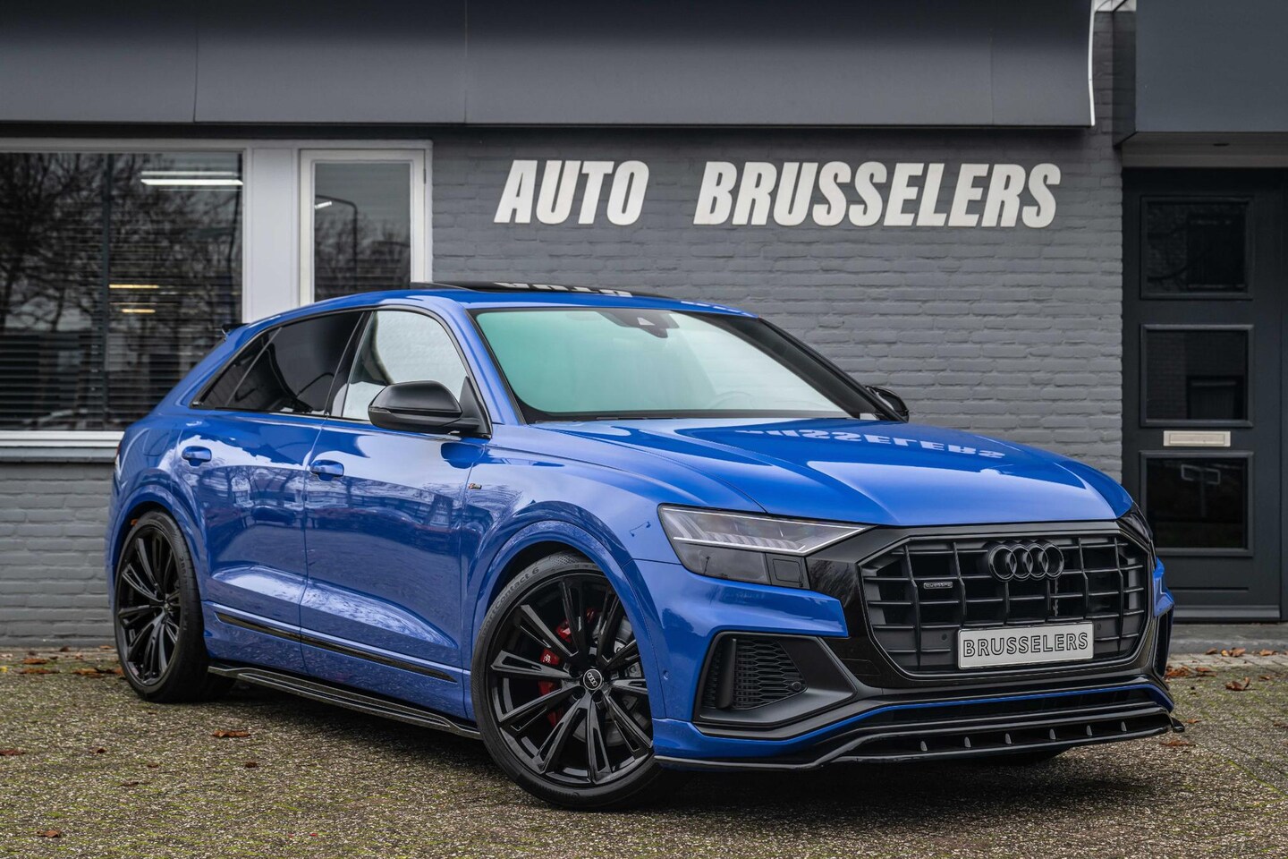Audi Q8 - 55 TFSI e quattro Competition Audi "exclusive" RS Nogaro Blauw Uniek !!!! - AutoWereld.nl