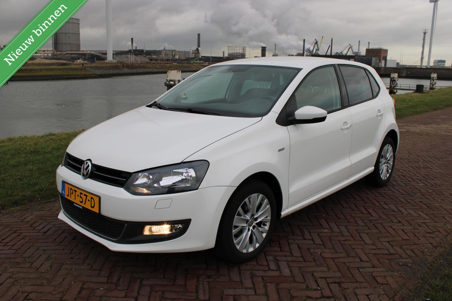 Volkswagen Polo - 1.2 Life AIRCO|CRUISE|PDC|CARPLAY|NW APK - AutoWereld.nl