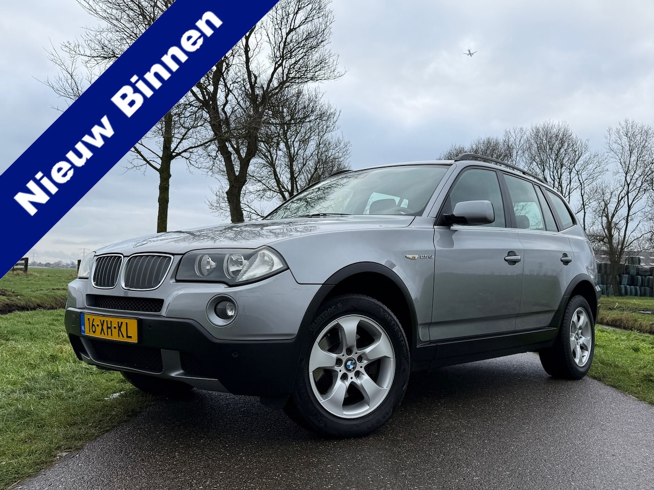 BMW X3 - 2.5si Executive AWD Automaat | Origineel NL | Youngtimer | Clima | Trekhaak | 17" Velgen | - AutoWereld.nl
