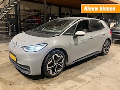 Volkswagen ID.3 - 58 kWh First Plus - IQ light - stoelverw - camera