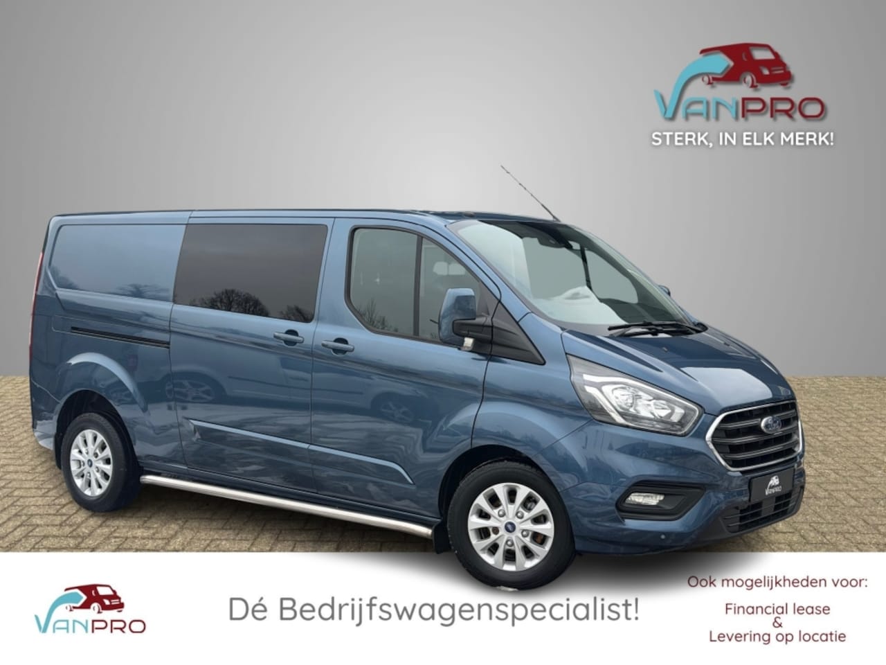 Ford Transit Custom - 2.0 TDCi 130PK Dubbel Cabine L2 / Airco / Dubbele Schuifdeur / Trekhaak / Cruise - AutoWereld.nl