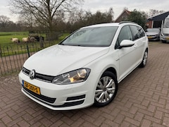 Volkswagen Golf - 1.6 TDI Business Edition *Navi*Cruise*Trekhaak,