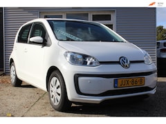 Volkswagen Up! - AUTOMAAT, 5-deurs, airco, led, parkeersensoren, boekjes, 2x sleutel, nette zuinige auto, n