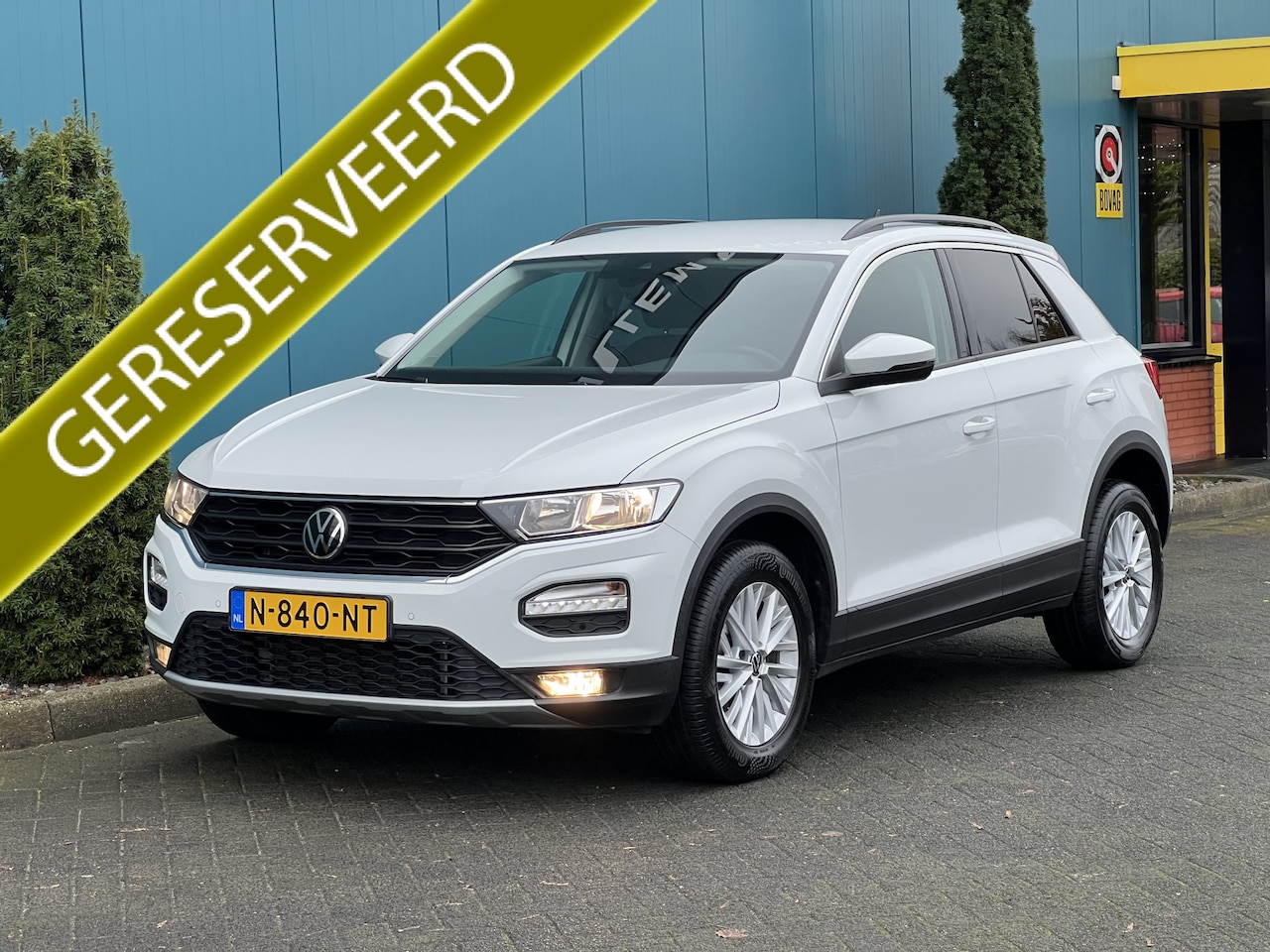 Volkswagen T-Roc - 1.0 TSI Style CARPLAY | CRUISE | CLIMA | NAV | PDC | LMV | 38DKM!! - AutoWereld.nl
