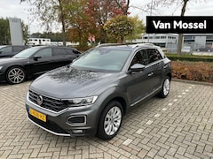 Volkswagen T-Roc - 1.5 TSI Sport | Automaat | Camera | Trekhaak | Airco | Cruise control |