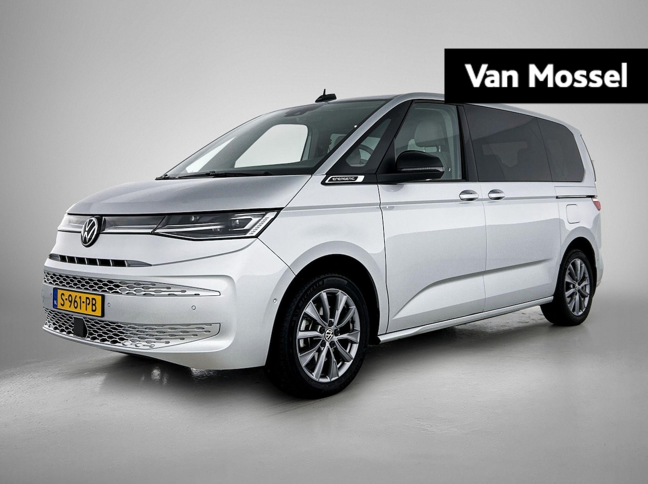 Volkswagen Multivan - 1.4 eHybrid L1H1 Energetic 218 PK | Airco | Automaat | Trekhaak | Parkeerhulp voor + achte - AutoWereld.nl