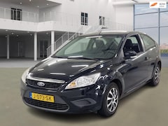 Ford Focus - 1.4 Trend