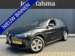 Alfa Romeo Stelvio - 2.0T AWD 200pk Super│Veloce interieur│18'' velgen│PDC│Camera│Stoel-stuur verwarmbaar | Tre