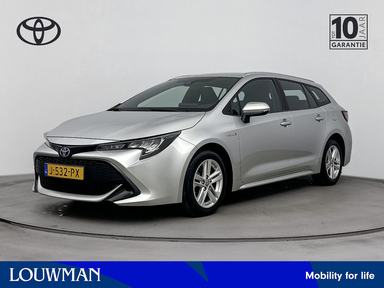 Toyota Corolla Touring Sports - 1.8 Hybrid Active | Parkeercamera | Climate Control | Adaptive Cruise Control - AutoWereld.nl